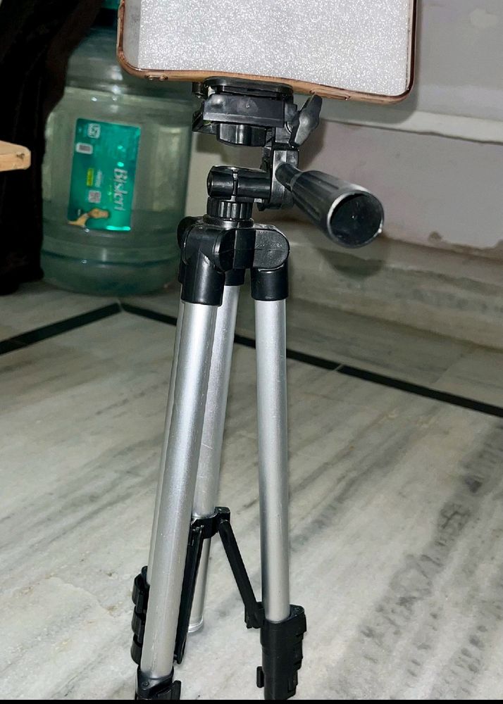 Tripod Good Condition