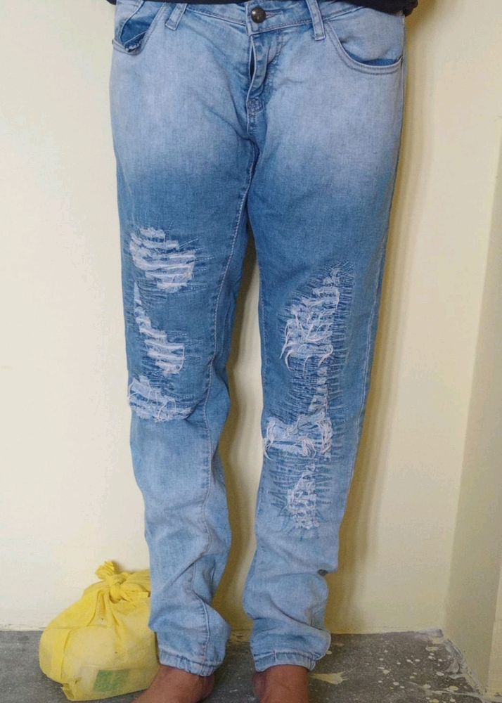 Stylish Damage Jeans