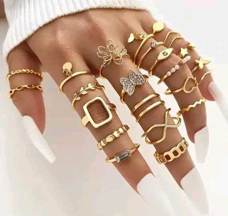 Women's Rings Golden Colour