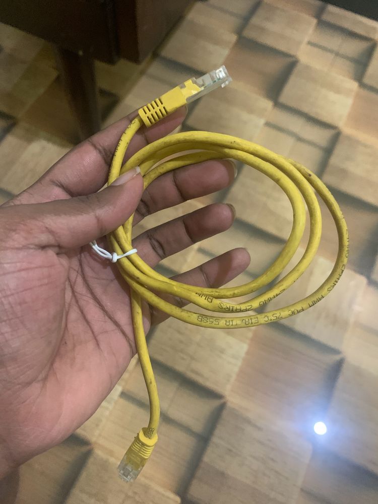 Lan Cable Cat 5   1Meters