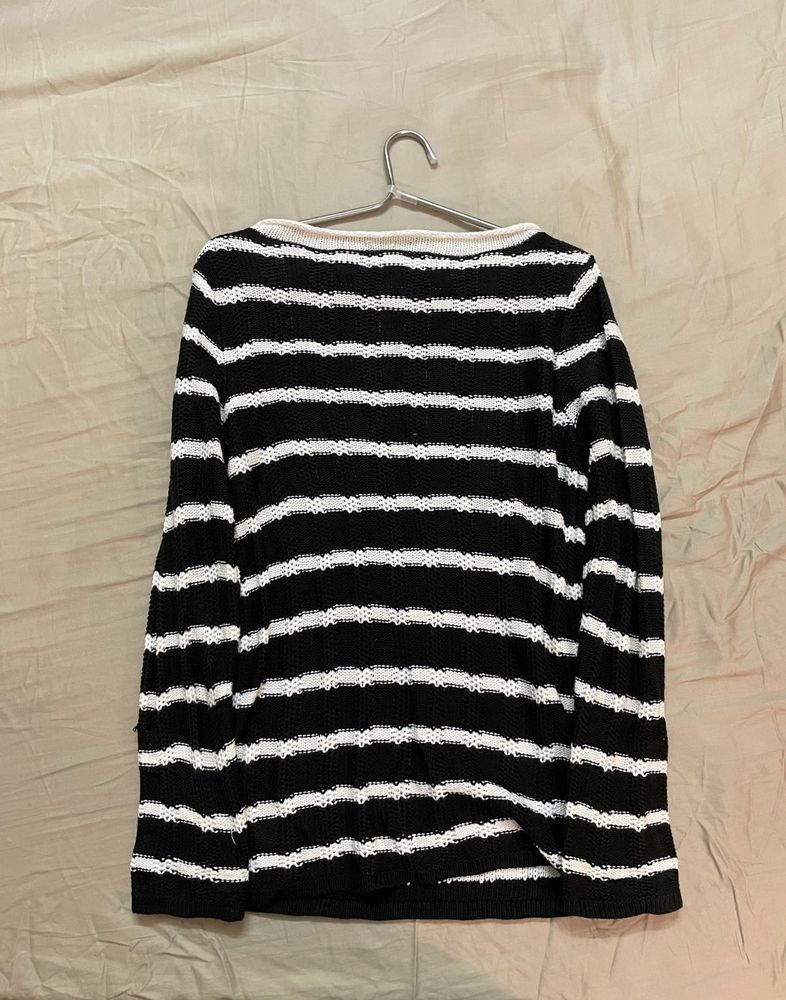 Y2k Black N White Stripes Full Sleeve Top