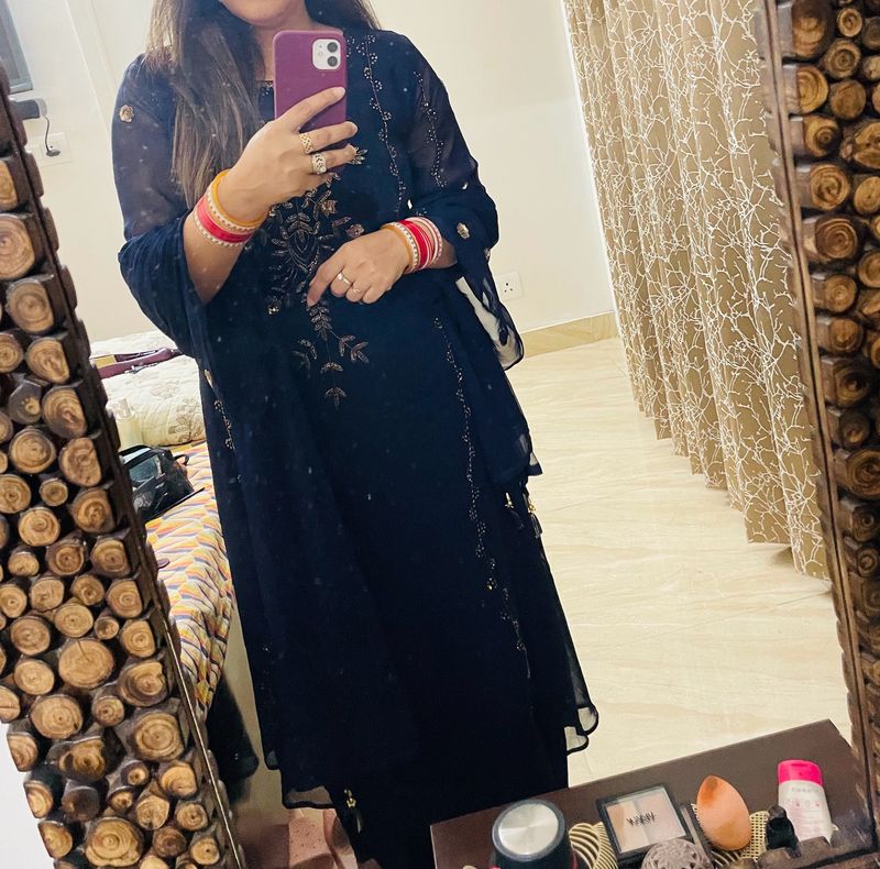 A Line Kurta With Plazzoo Nd Dupatta