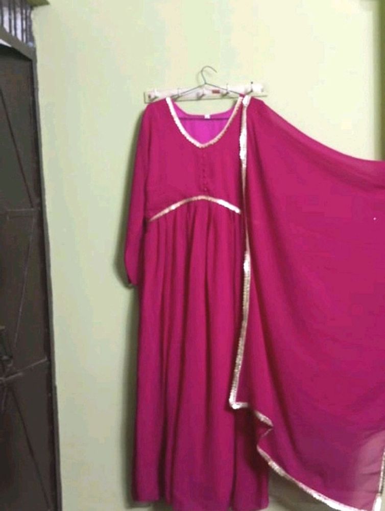 New/Unused Beautiful Aaliya Cut Gown With Dupatta