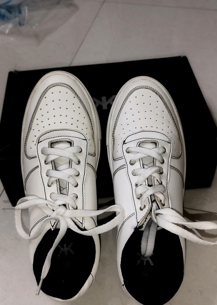 Kook N Keech Women White Sneakers