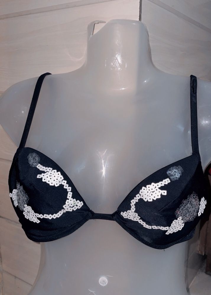 Sequence Black Bra