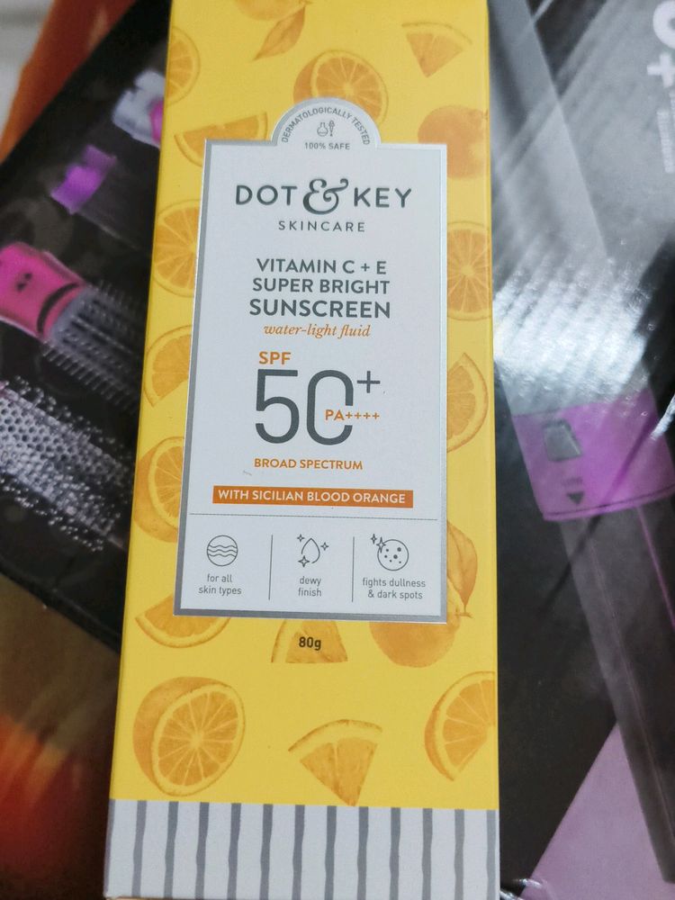 Dot & Key Vitamin C + E Super Bright Sunscreen