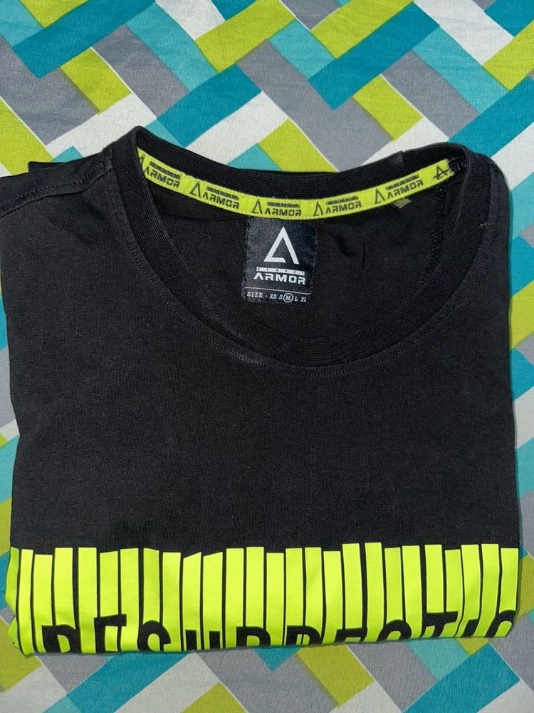 Street Armor Round Neck T-shirt