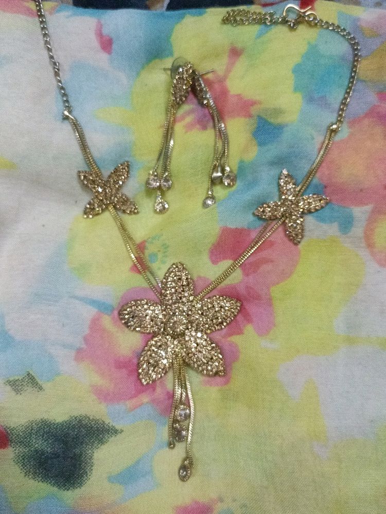 Small Size Necklace Set