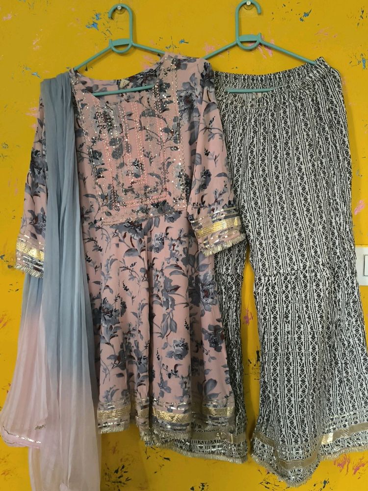 Kurti Set