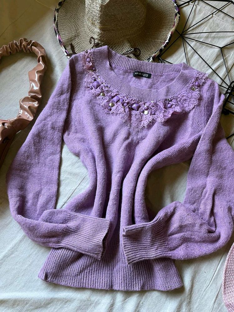 Lilac Sweater💜🦄🕊