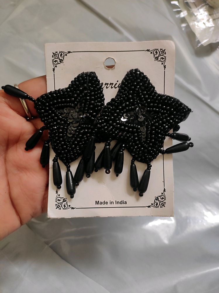 Black Beads Studs