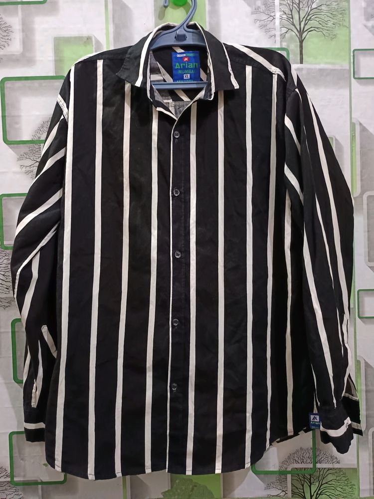 Men's Black Shirt With White Stripes