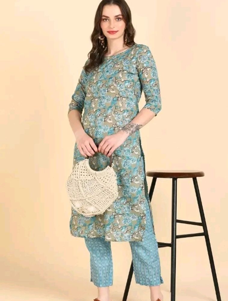 Women Printed Cotton Kurti With Pant