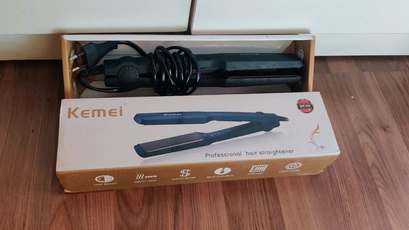 Kemei Hair Straightener