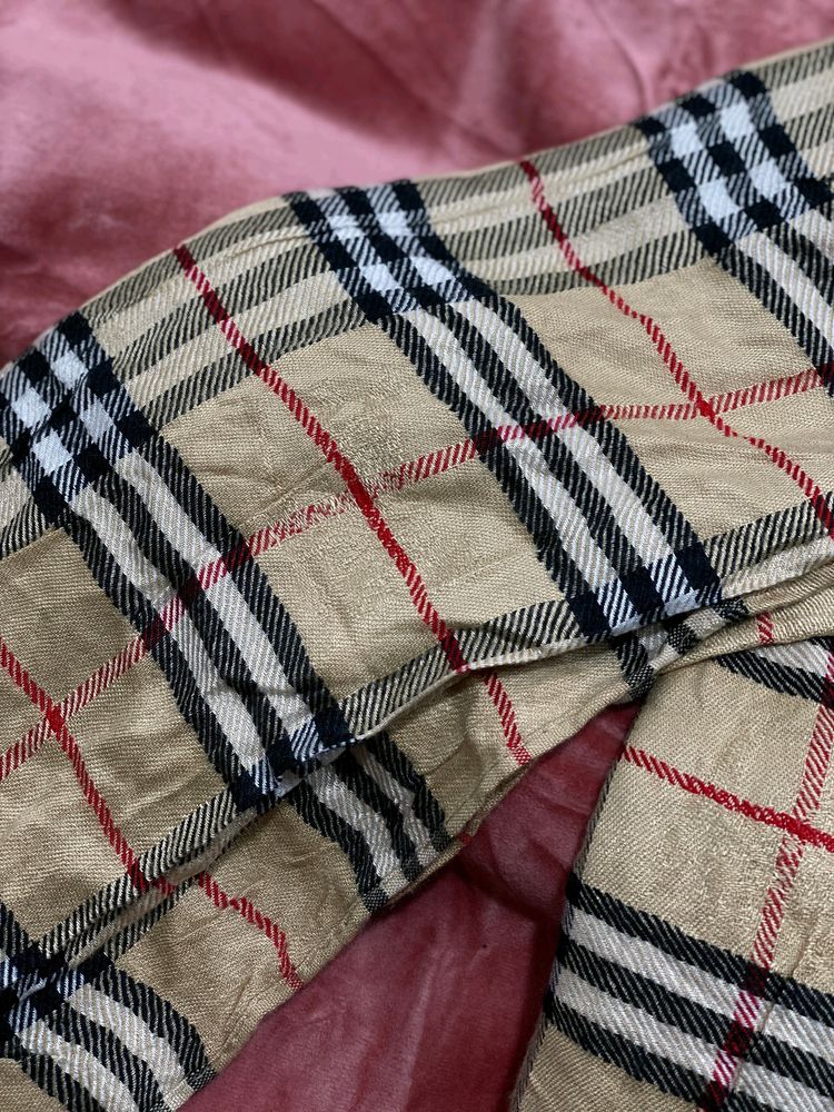 BURBERRY SHAWL😍