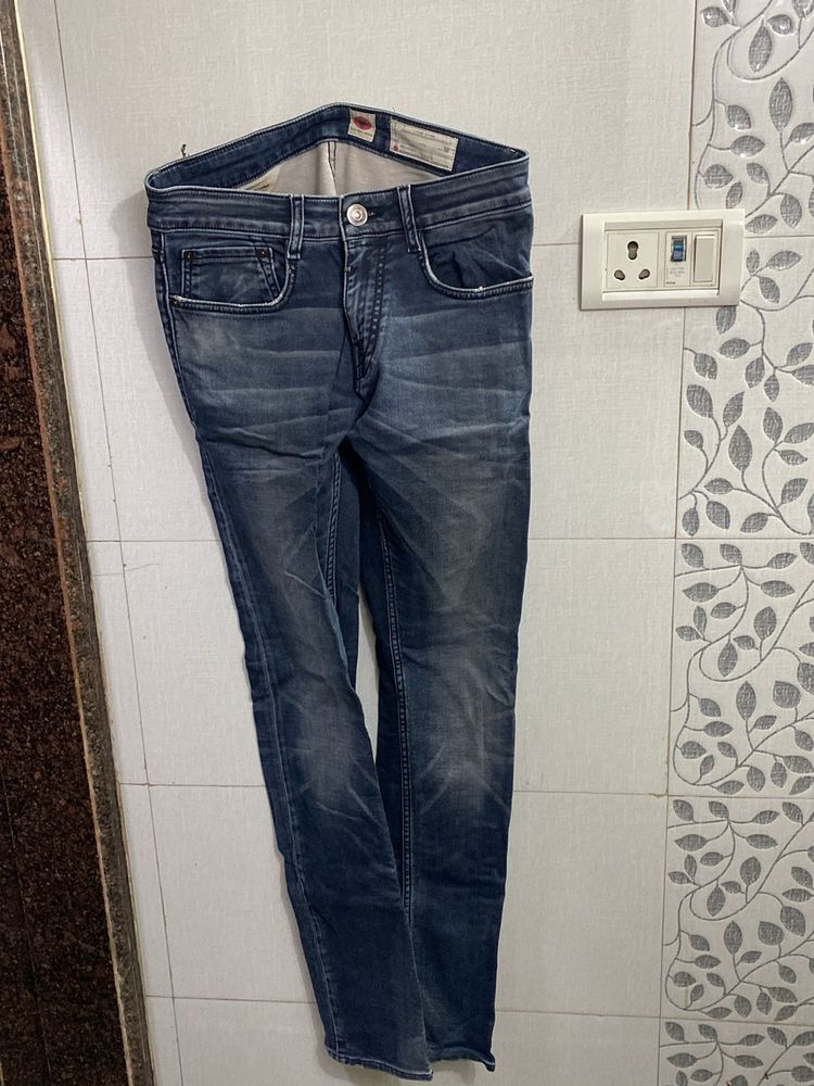 Blue Jeans Slim Fit