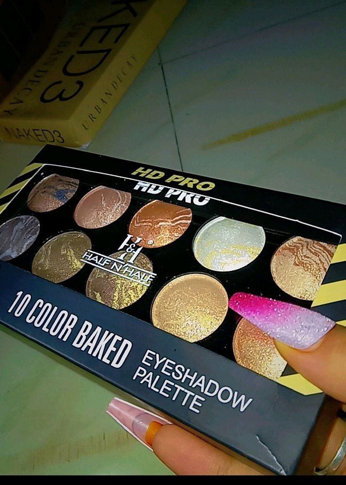 Eyeshadow Palate With 1 Ramndom Glitter Lipgloss