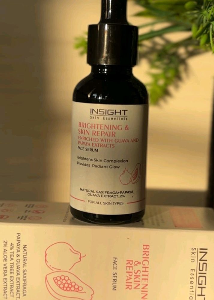 Insight Brightening Face Serum