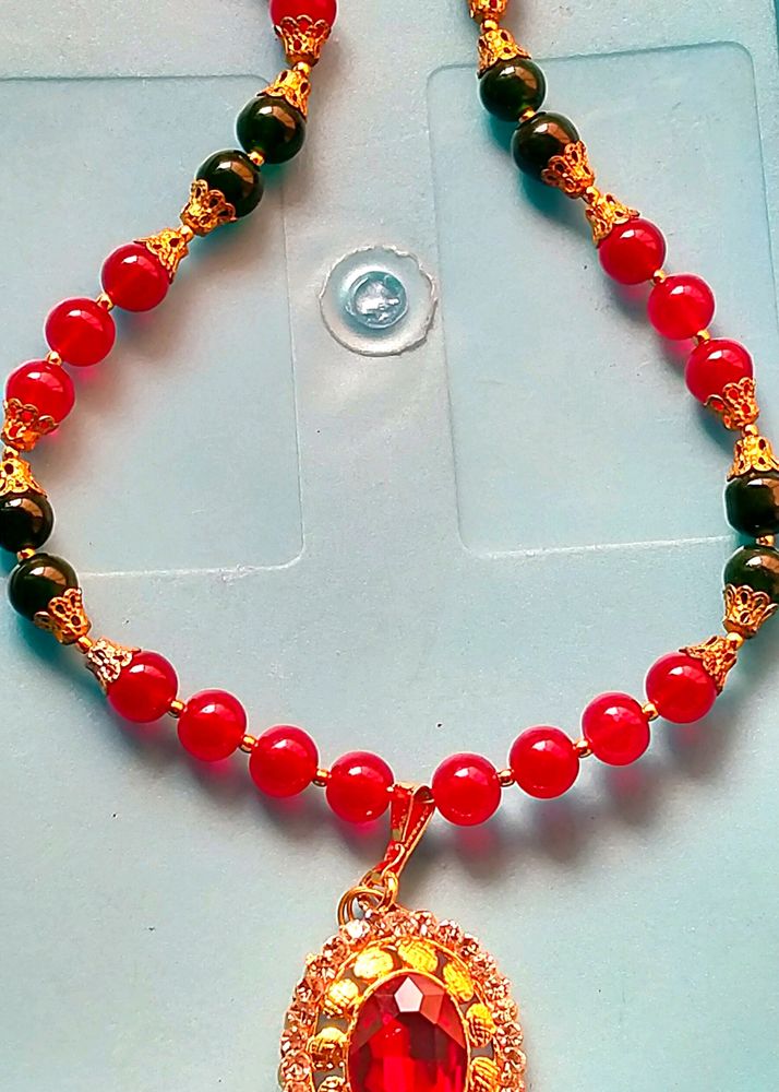 Red Green Bead Mala With Pendent