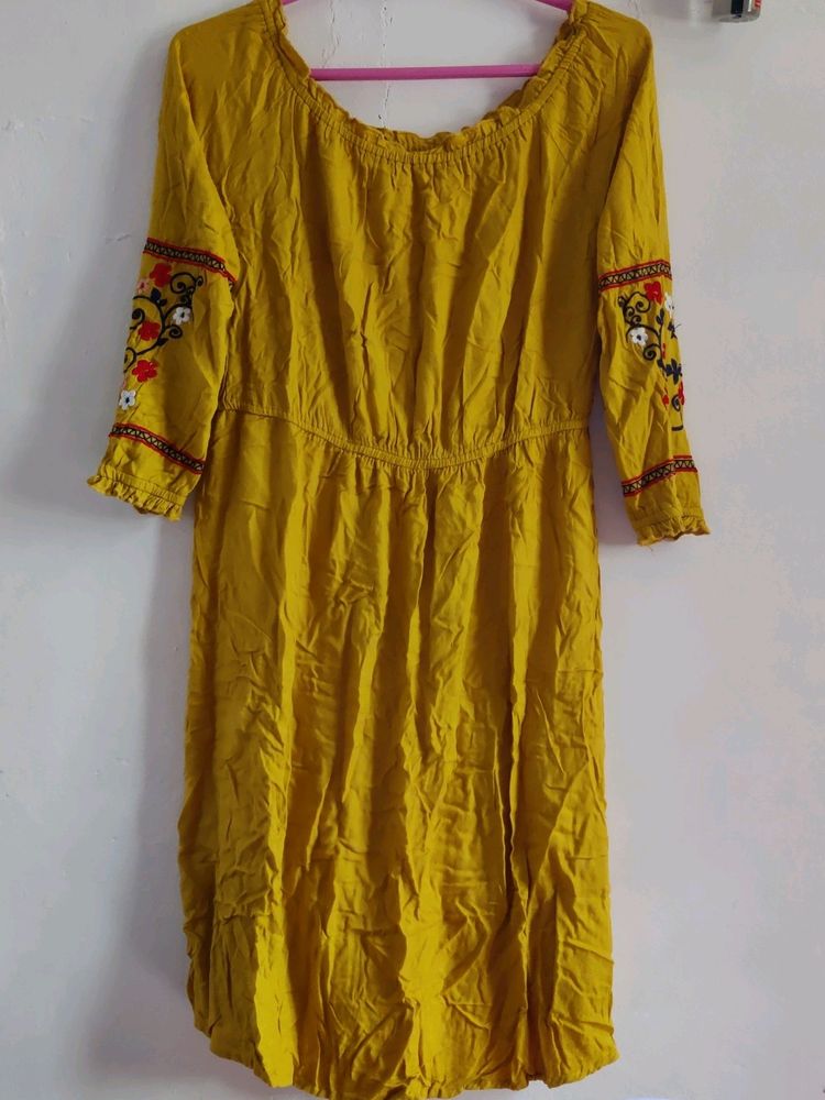 YELLOW COLD SHOULDER DRESS