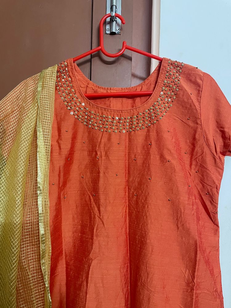 Handworked Kurta With Dupatta