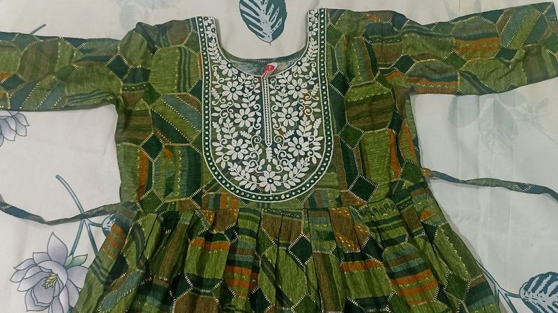 Nayra Cut Kurti