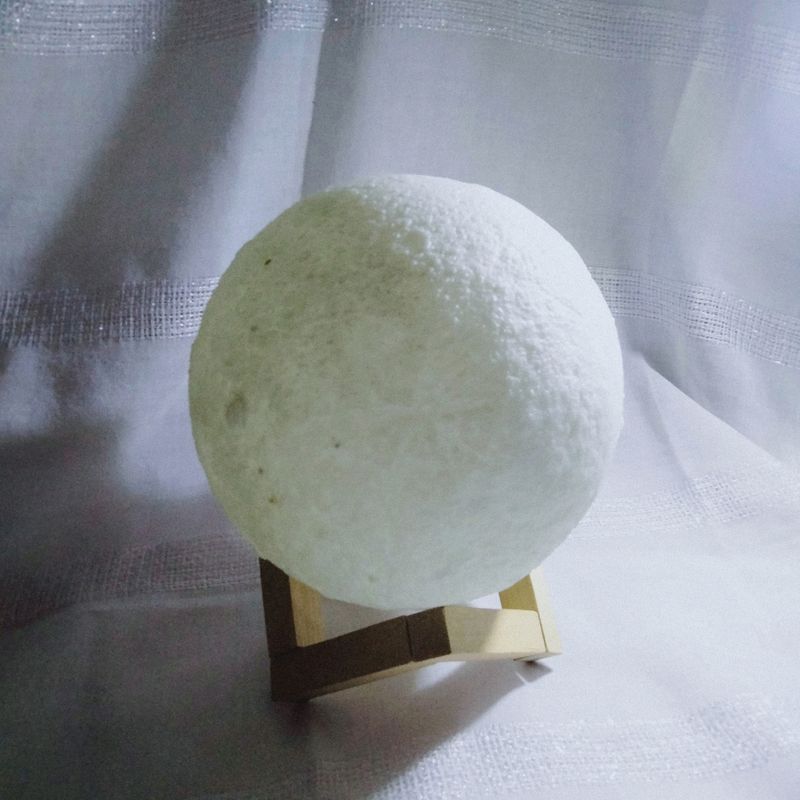 Aesthetic 3D Moon Night Lamp