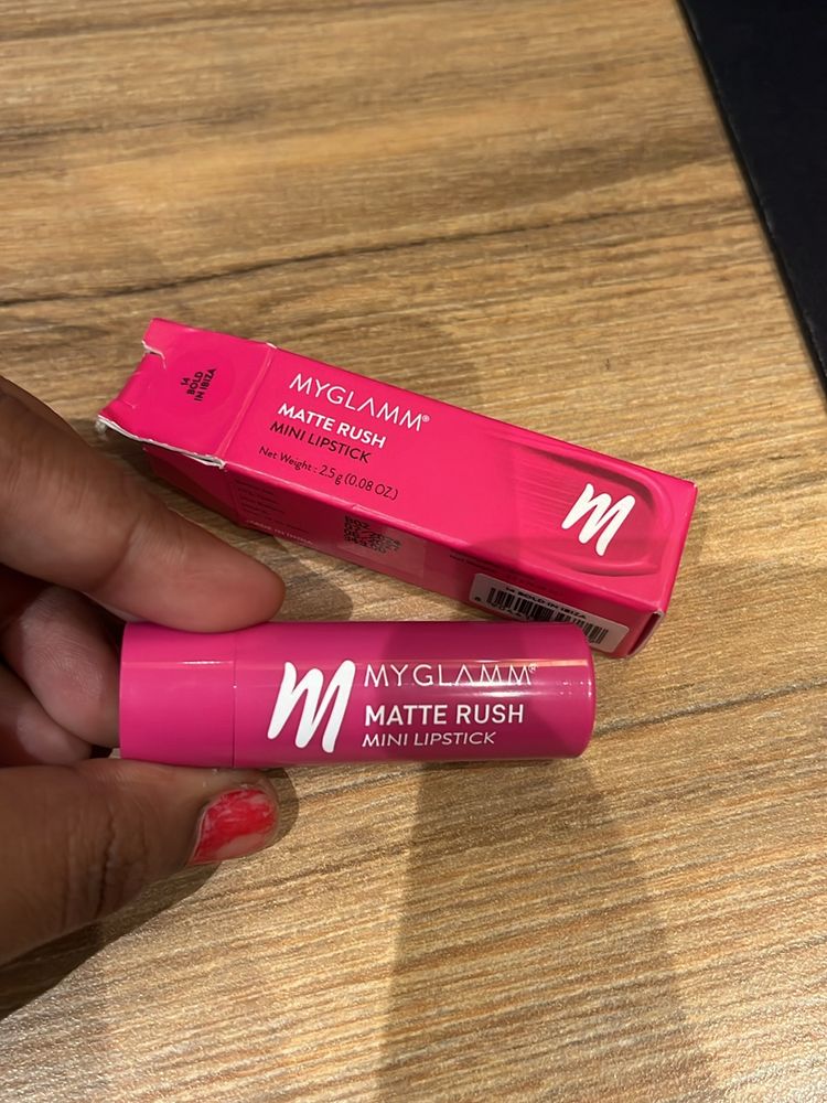 Myglamm Bold In Ibiza  Lipstick