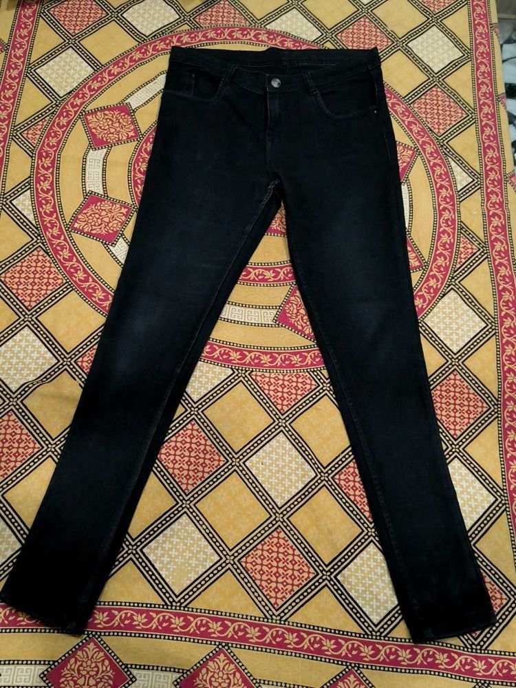 Black Slim Fit Jean