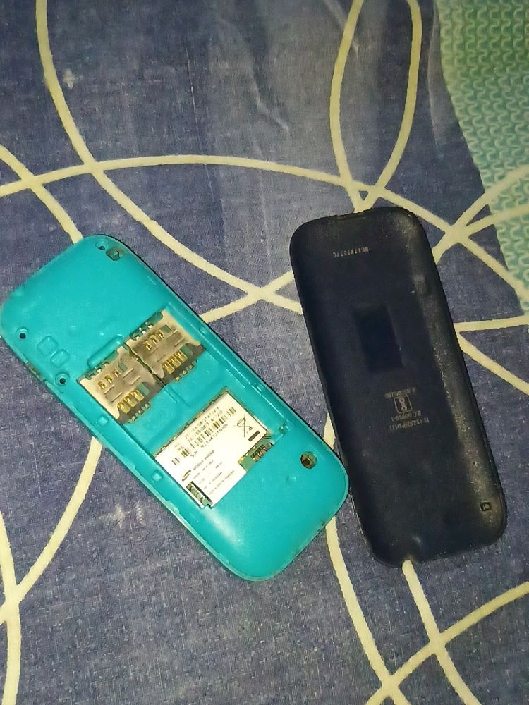 Samsung Feature Phone Working Condition