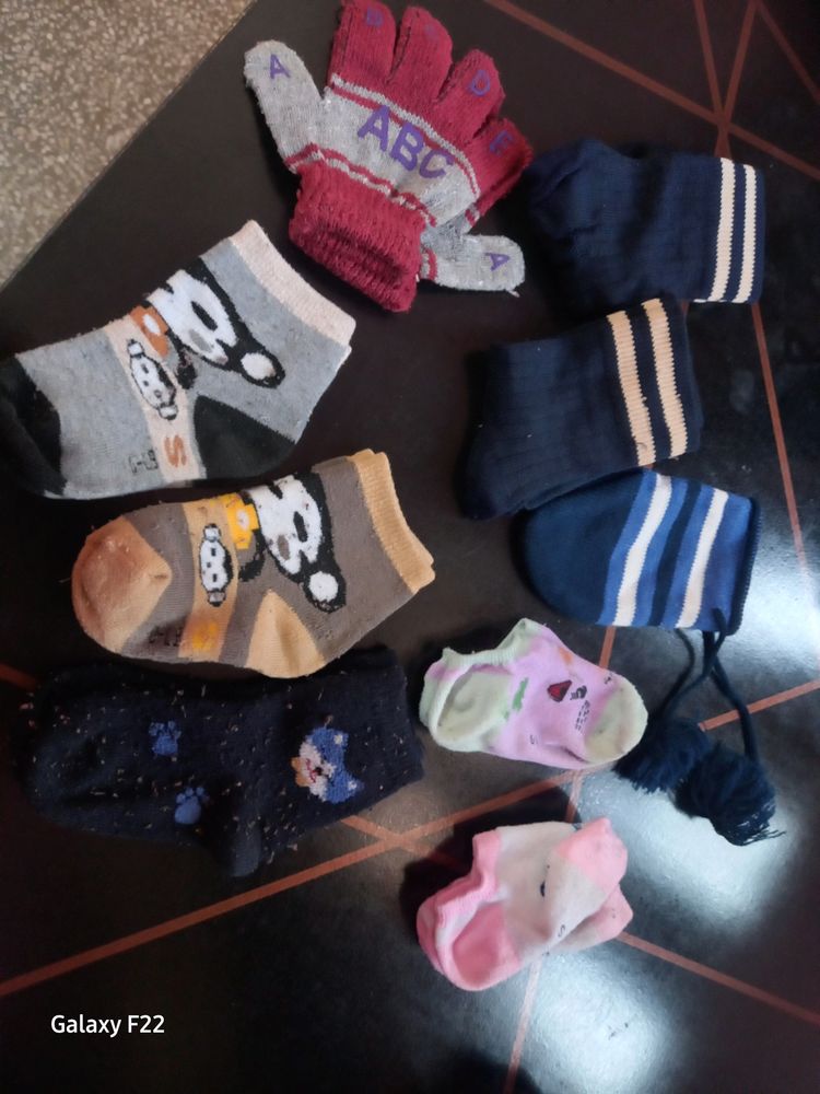 Kids Clothing Socks Gloves