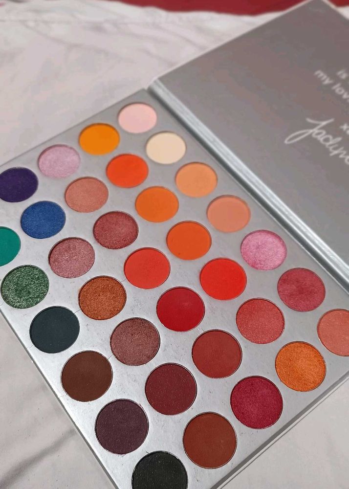 Morphe Globex Jaclyne Eyeshadow Palette 84g