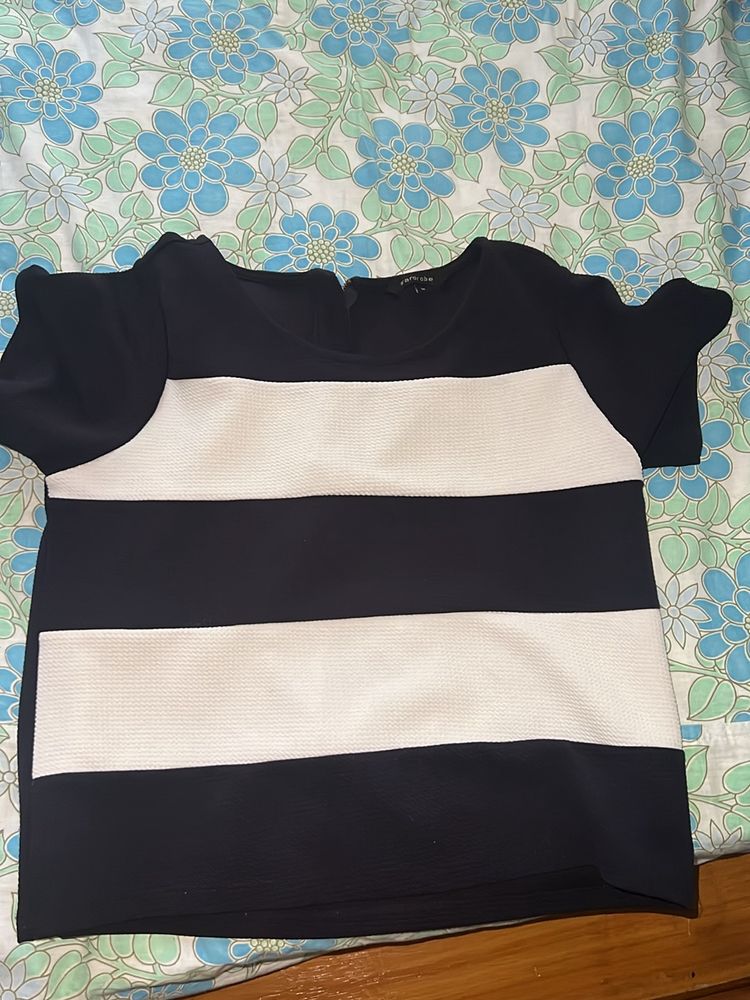 Casual Striped Top Size m