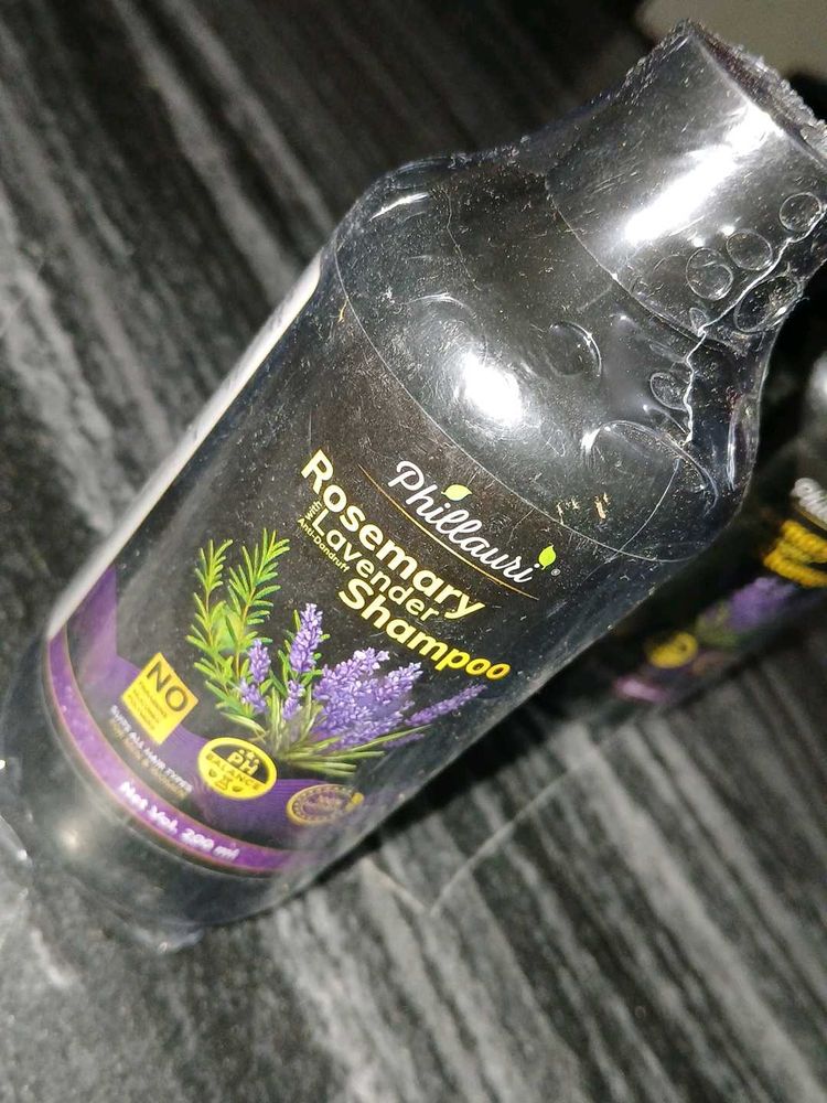 Rosemary Lavender Shampoo From Phillauri