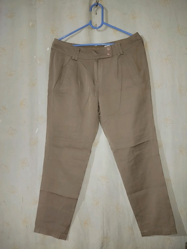 Pant (Line)