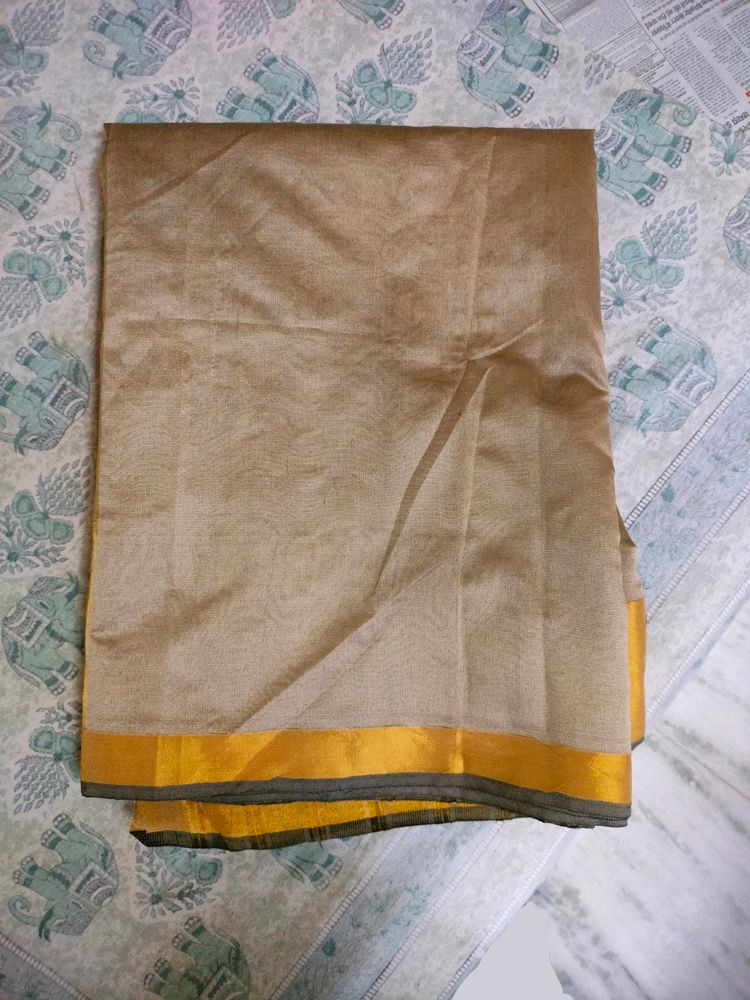 All New Condition Saree With Pallu And Blouse