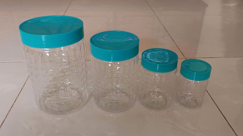 Pack Of Four Plastic Grocery Airtight Containers