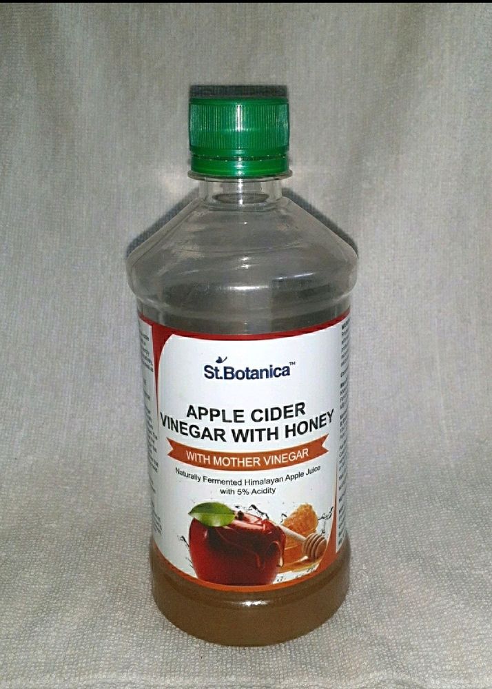 St.Botanica Apple Cider vinegar With Honey Toner