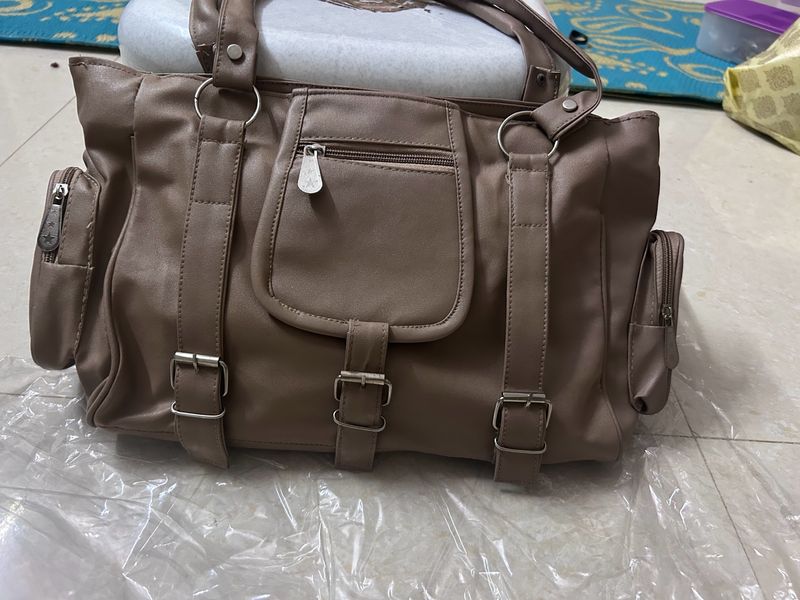 Handbag With Wide Storage