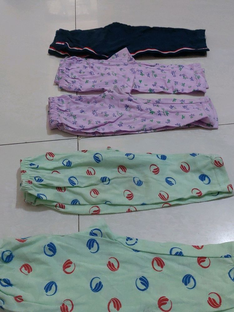 These Are Unused Pajamis Of Cotton 4 To 8 Month