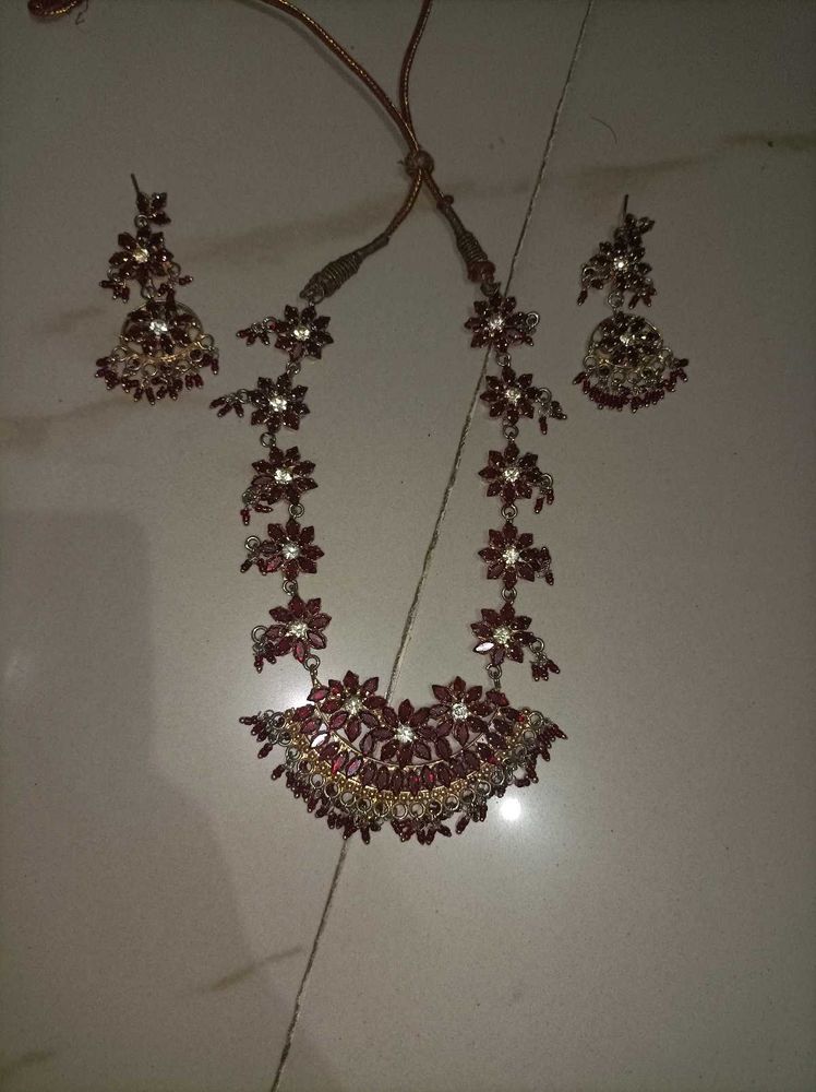 Necklace & Earrings Set