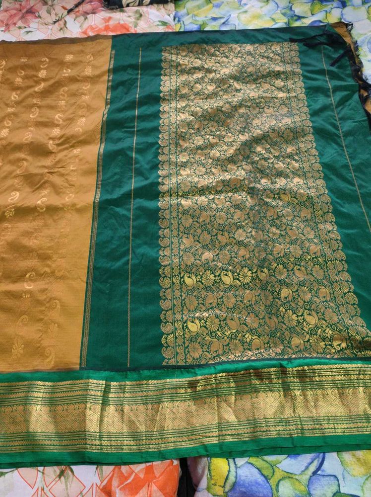 Mustard And Green Gadwal Silk Saree