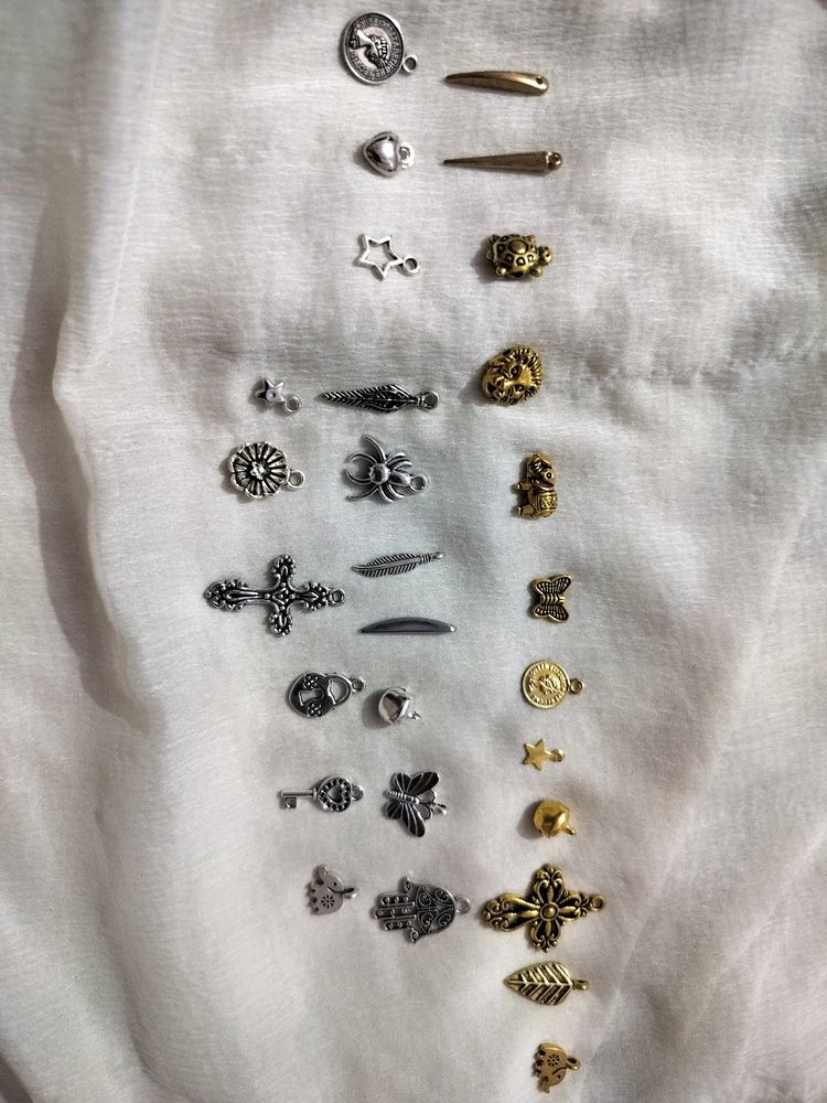 5 Gold & Silver Mix Charms (Random) No Choice