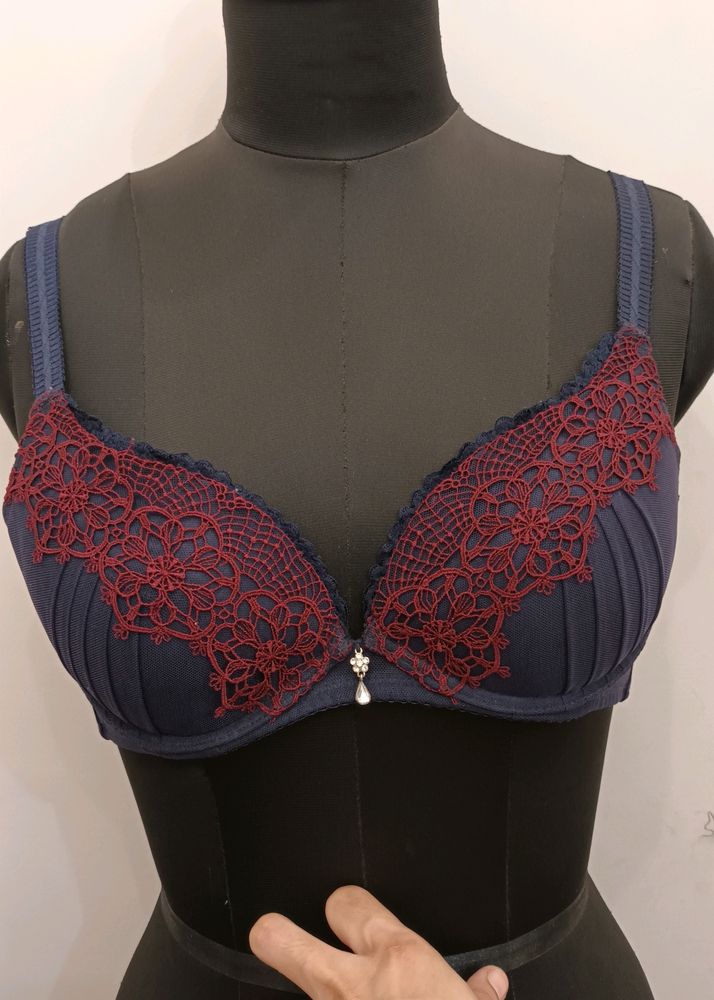 Hard Thick Padded Bra..36C