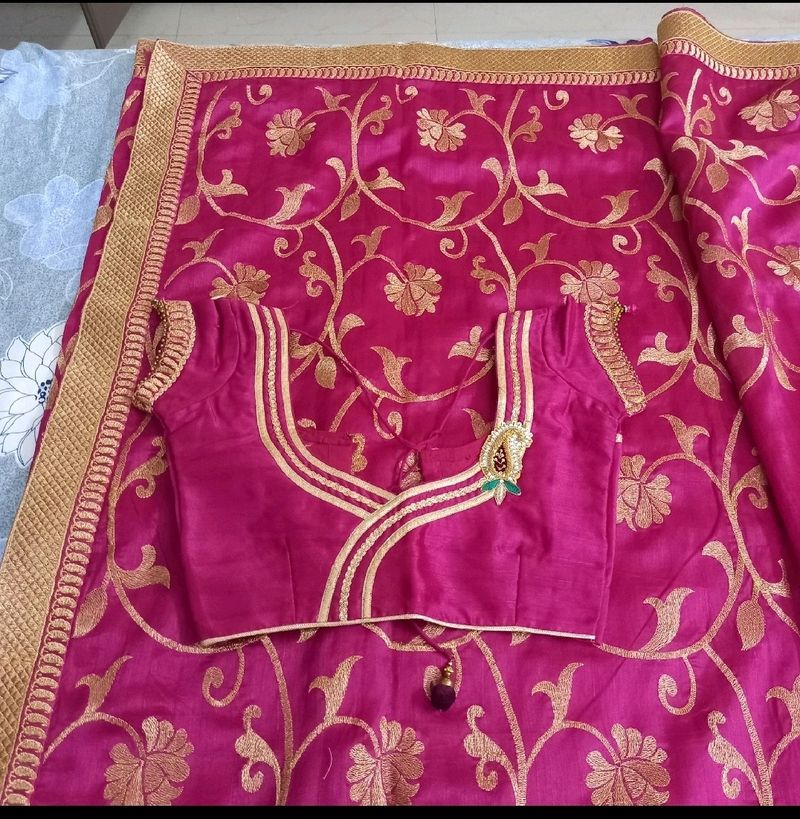 New Designer Embroidery Saree With Stiched Blouse