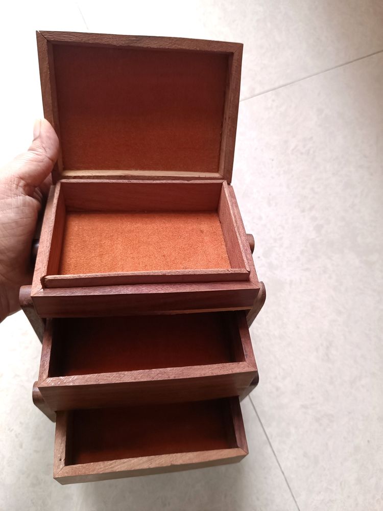 Sheesham Wood Jewellery Box