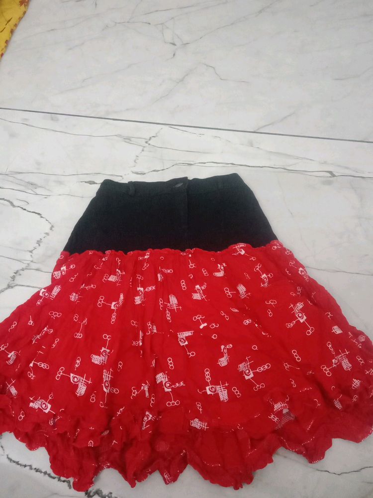 Red . Cute Skirt