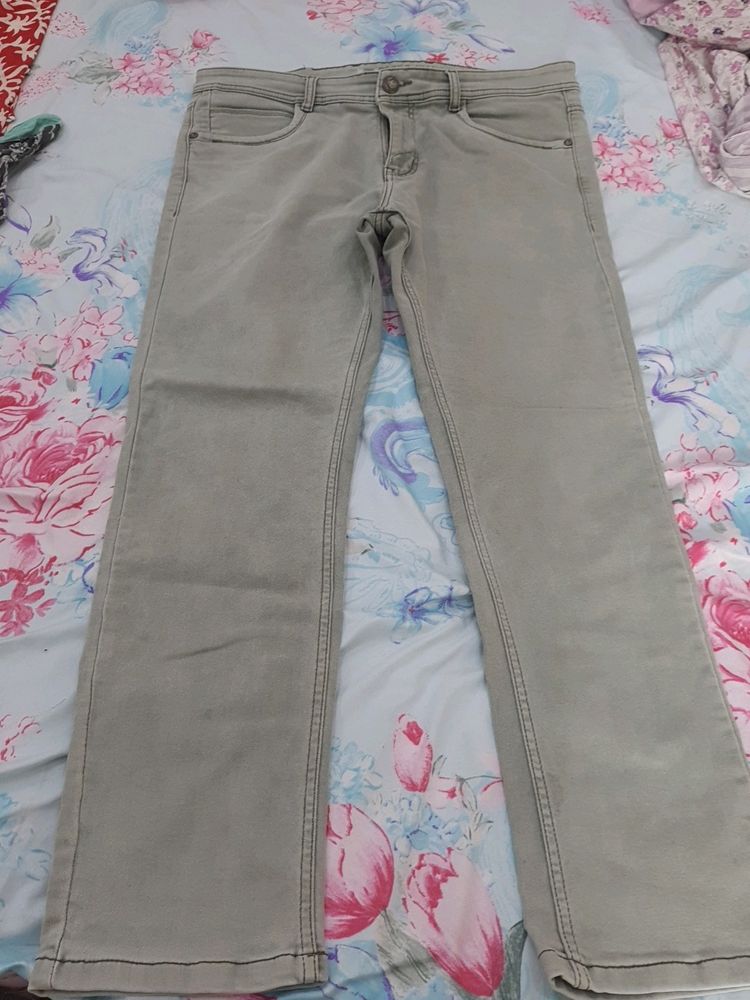 Cobb Jeans Light Green Colour