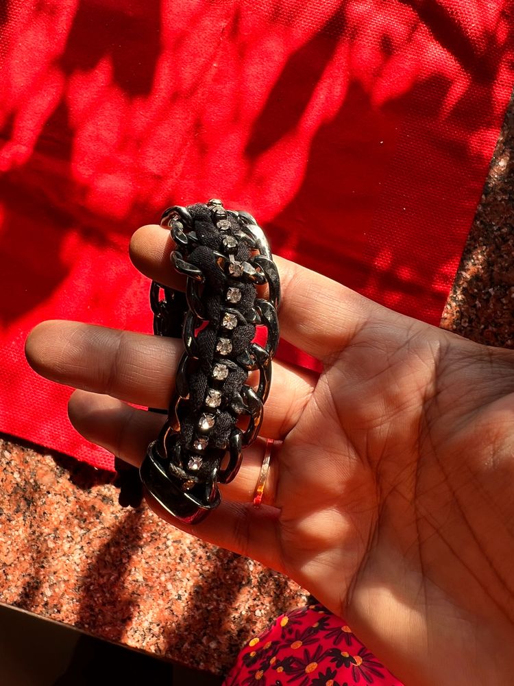 Black Bracelet And Golden Stone Studied Jhumka