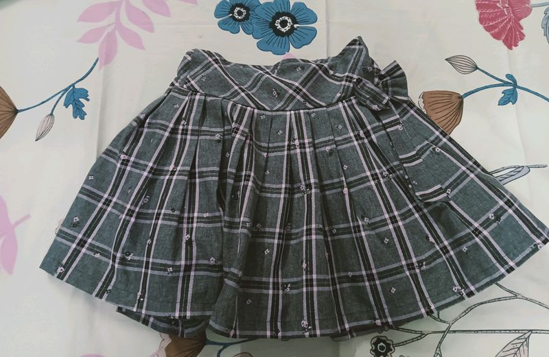 SALE!Girl Skirt